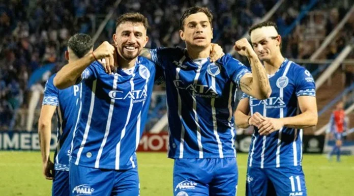 Agustín Auzmendi anota en empate del Godoy Cruz ante Gremio en la Sudamericana