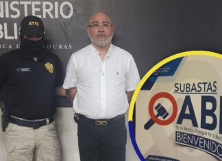 Jaime Banegas, exjefe de fiscales, capturado por presuntos actos de corrupción en la OABI