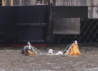 Cinco españoles muertos al caer helicóptero en río Hudson de Nueva York, según el alcalde