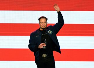 Elon Musk recupera el trono como la persona más rica del mundo en la Lista Forbes 2025