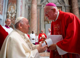 Arzobispo Lenihan sobre el Papa Francisco: “Va a ser recordado como un gran pastor, cercano y misericordioso”