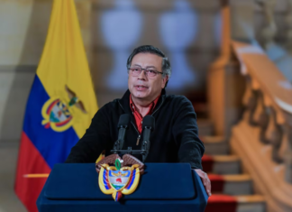 El presidente de Colombia dice que Estados Unidos le retiró la visa