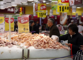 China suspende la importación de productos de pollo y sorgo de algunas empresas de EEUU