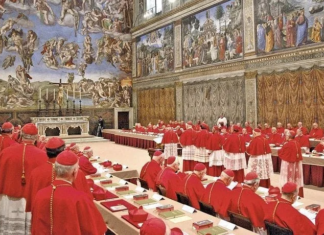 El cónclave empezará el 7 de mayo a las 14.30 GMT con la entrada a la Capilla Sixtina