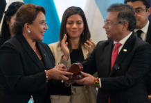 Honduras entrega a Colombia el testigo de la presidencia pro témpore de la Celac