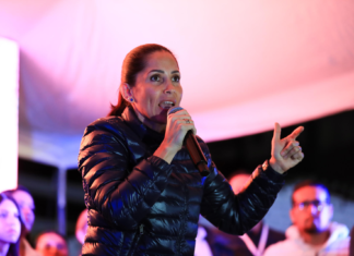 Luisa González vuelve a denunciar «irregularidades» y pide publicar actas de comicios en Ecuador