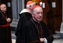 El Vaticano admite que la presencia del cardenal Cipriani genera escándalo días antes del cónclave