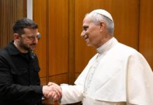 Zelenski dice que Vaticano podría acoger reunión con Rusia y espera conocer condiciones