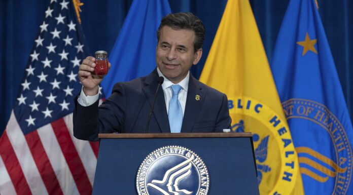 EE. UU. elimina recomendación de vacunas contra el COVID-19 para niños sanos