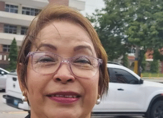 Nilia Ramos confronta a Jari Dixon en programa televisivo acusándolo de haber respaldado el pacto de impunidad