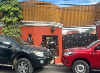 Allanan vivienda de Romeo Vásquez tras acusación por lavado de activos