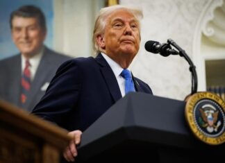 Trump rechaza oferta de Paramount de 15 millones por edición de entrevista a Kamala Harris