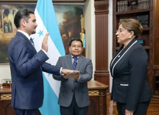 Presidenta felicita a Javier Bú por asumir como nuevo canciller; “La refundación continúa”, responde el diplomático