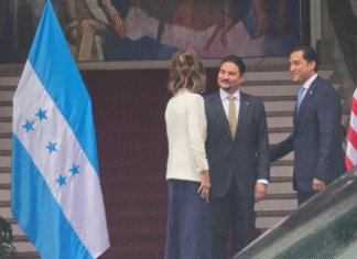 EE. UU. considera a Honduras un país amigo y a Xiomara Castro como aliada contra la corrupción, según Canciller Bu