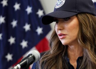 Reportan la hospitalizacion de emergencia de Kristi Noem, secretaria de seguridad de EE. UU.