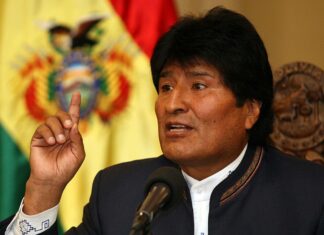 Evo Morales dice que el Cartel de los Soles es «otra ficción» creada por Estados Unidos