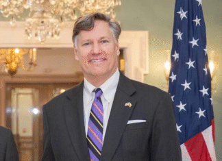 Christopher Landau, vicesecretario de Estado de EEUU advierte que nadie quiere invertir en países donde hay corrupción