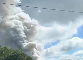 Incendio quema parte de las oficinas de la Red de Salud en Lempira