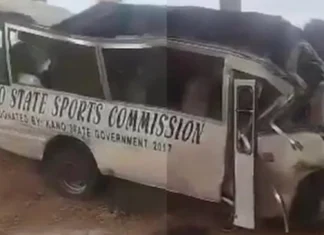 Mueren 22 personas, la mayoría atletas, en un accidente de autobús en Nigeria