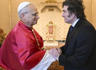 El portavoz del presidente Javier Milei informó que el Papa León XIV viajará a Argentina