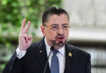 El presidente de Costa Rica, Rodrigo Chaves, arremetió contra la Corte Suprema, a la que tildó de «vergüenza»