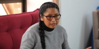 La única mujer que aspiraba a la presidencia de Bolivia se retira de la carrera electoral