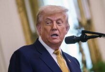 Trump dice que sería «catastrófico» que el Supremo anulara sus aranceles