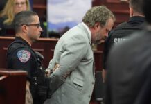 Condenan a cadena perpetua a dentista de Colorado por envenenar y asesinar a su esposa