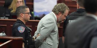 Condenan a cadena perpetua a dentista de Colorado por envenenar y asesinar a su esposa