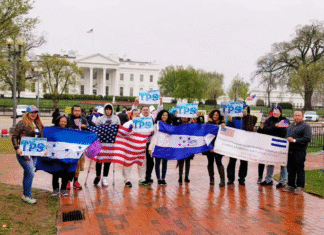 EE.UU. insta a los hondureños sin TPS, a que usen la «CBP Home» para retorno seguro a su tierra