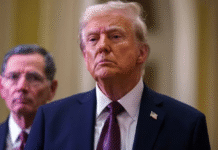 Trump dice que decidirá sobre la exención de deportar a obreros y agricultores migrantes