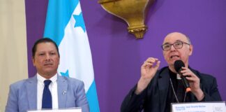 ¡Histórico clamor nacional! Iglesias católica y evangélica se unen en una sola voz de oración por la defensa de la democracia