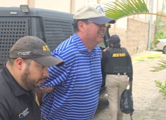 Dictan arresto domiciliario al exsubgerente del Fondo Vial, José Efraín Peñalva Lizardo