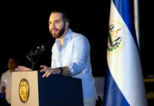 Nayib Bukele dice que la disciplina en las escuelas de El Salvador es para “evitar” pandillas