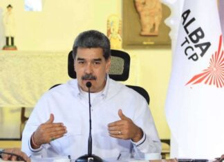 Nicolás Maduro en la XIII cumbre del ALBA: «se creen dueños del mundo y que América es patio trasero»