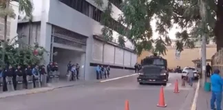 Bajo fuerte resguardo amanecen instalaciones del CNE ante inicio de recepción de ofertas para TREP