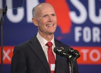 Senador Rick Scott teme que Honduras «termine como Venezuela»