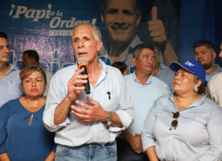 Nasry Asfura asegura en Monjarás, El Edén y en Marcovia, estar consciente de las necesidades de la zona sur del país