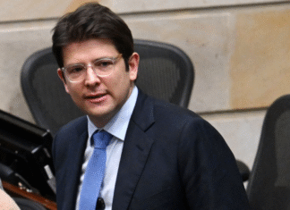 Senador colombiano Uribe Turbay en «condición crítica» por hemorragia en sistema nervioso