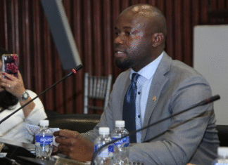 Osman Chávez abandona el PSH y se integra al Partido Democracia Cristiana