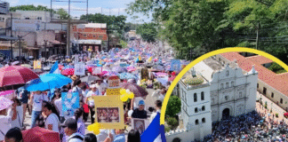 Miles de hondureños oran por la paz en Honduras en Gracias y Comayagua