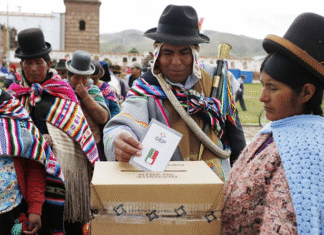 Inicia la jornada de votación en Bolivia para elegir a presidente y renovar el Legislativo