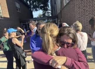 EEUU investiga tiroteo en escuela de Mineápolis como «crimen de odio» y «terrorismo»