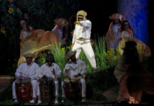 Bad Bunny culmina su residencia musical en Puerto Rico reuniendo a miles en plazas y locales