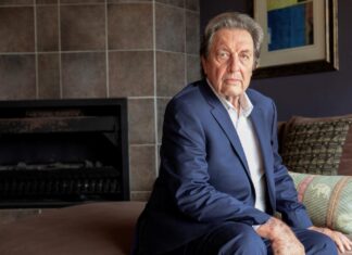 Padre de Elon Musk fue acusado de abuso sexual infantil contra cinco familiares, según el diario The New York Times