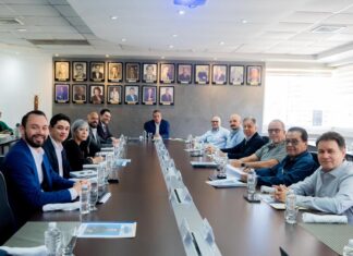 Juan Diego Zelaya presenta su Plan a la CCIT