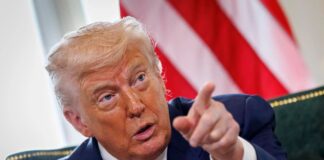 Trump llama «débil» al funcionario que dimitió en desacuerdo con la guerra de Irán