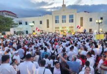 Al son de «Se van» sampedranos respaldan al alcalde Roberto Contreras tras requerimientos fiscales