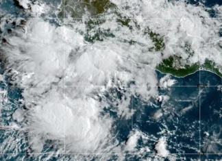 Mario vuelve a ser tormenta tropical en el Pacífico de México