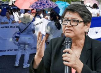 Enfermeras auxiliares exigen destitución de la ministra de Salud y advierten con abandonar emergencias